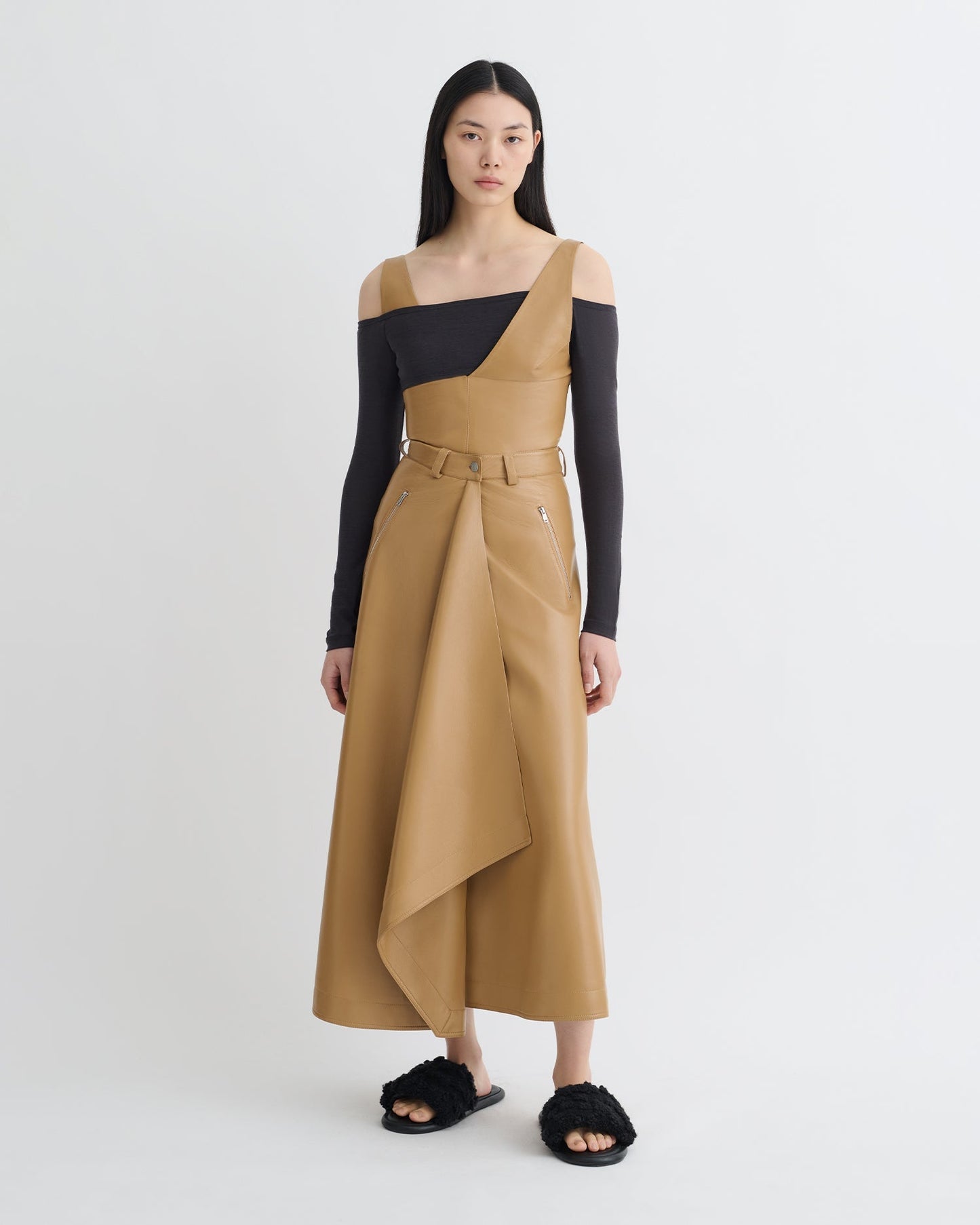Neith Skirt in Oak